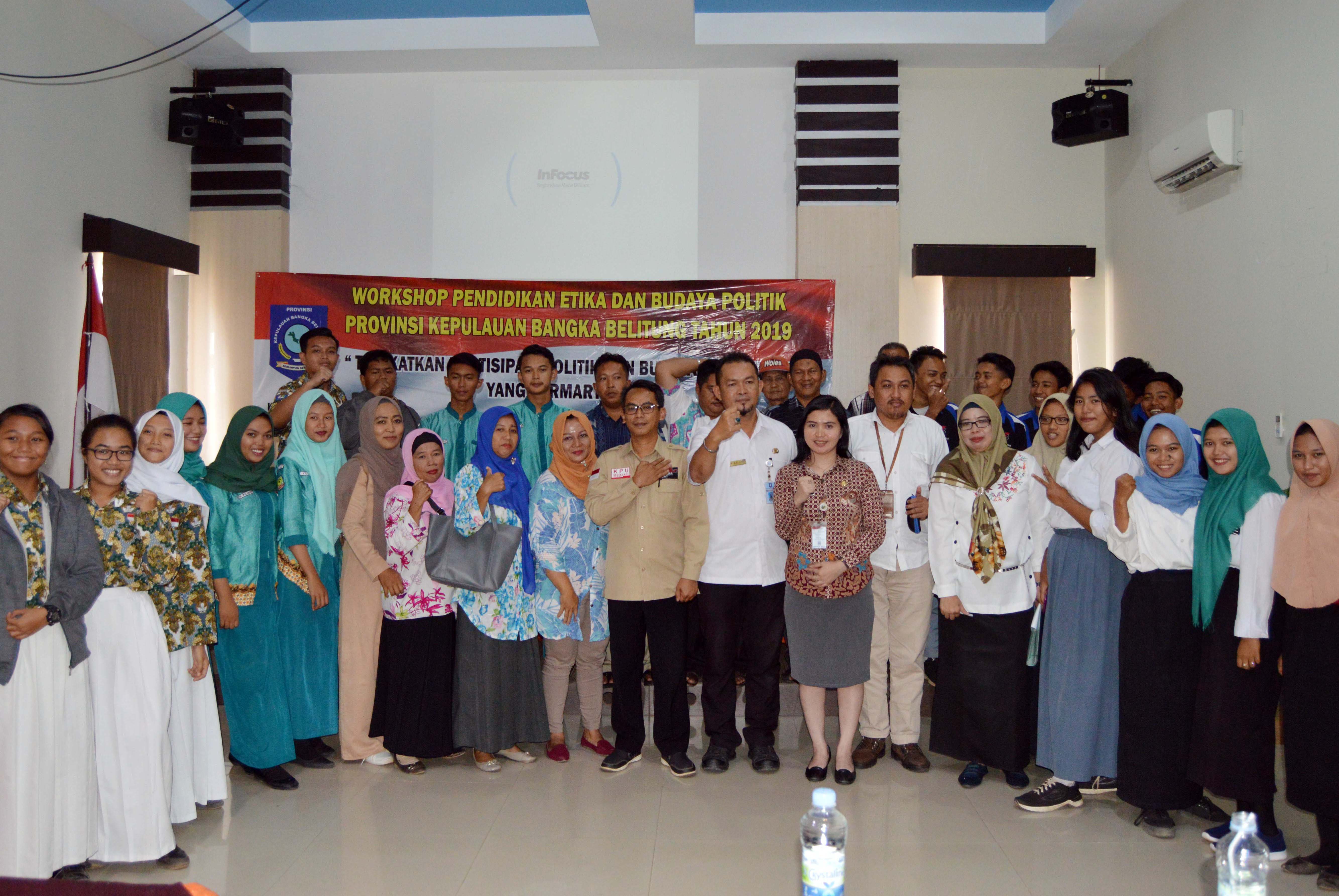 Workshop Pendidikan Etika & Budaya Politik di Manggar