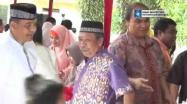 Embedded thumbnail for Gubernur Rustam Effendi Apresiasi Toleransi Masyarakat Saat Idul Fitri